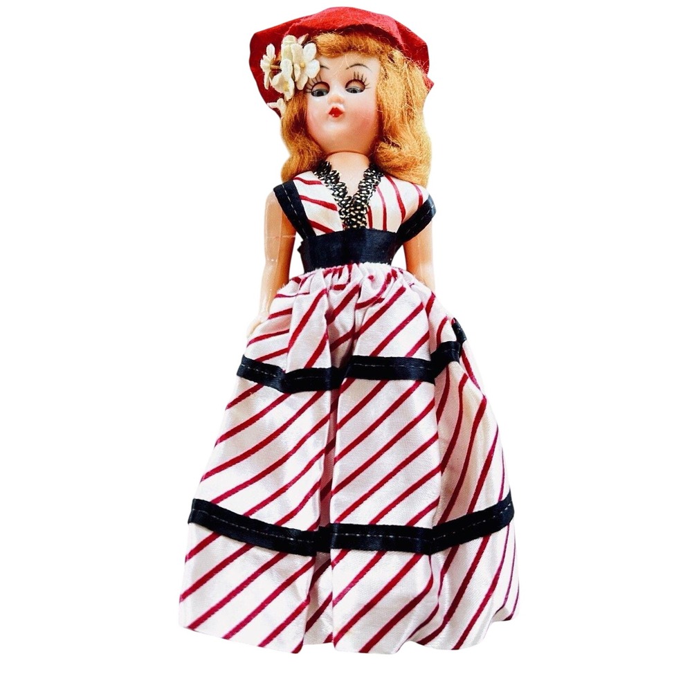 Ginny style 1950s Sleepy Eyes Pouty Lips All Original Hard Plastic Fashion Doll - Picture 3 of 5